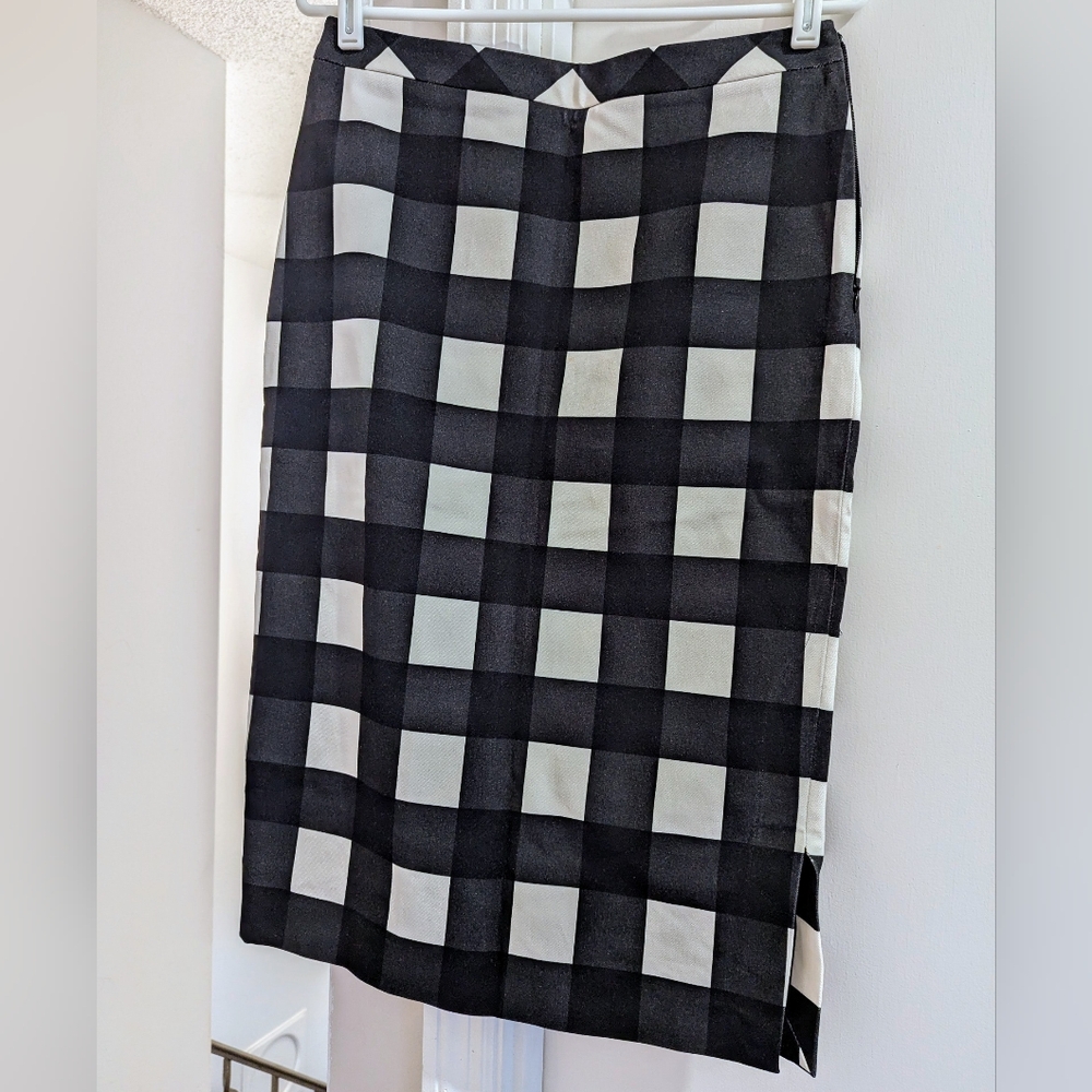 Banana Republic Black and White Checkered Pencil Skirt With Side Slit